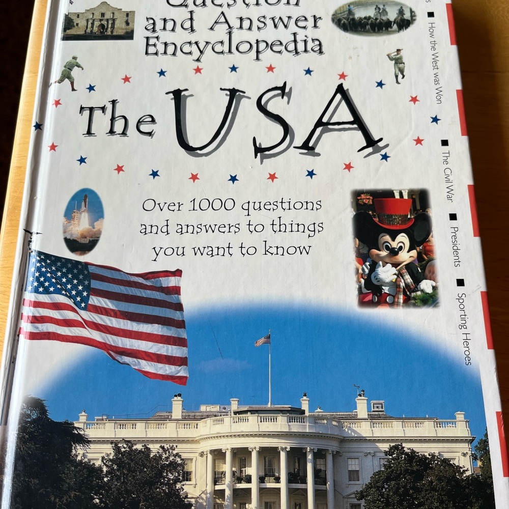 The USA Question and Answer Encyclopedia - Patriotic Hardcover